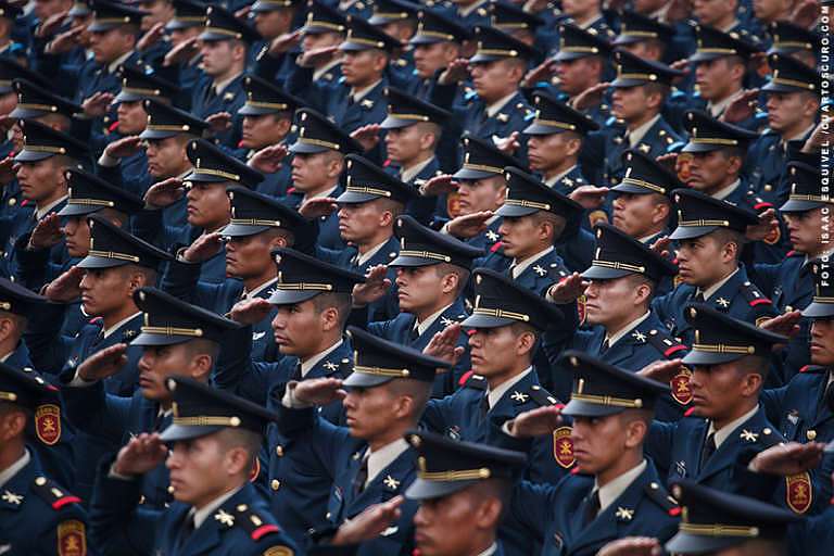 Militares en México