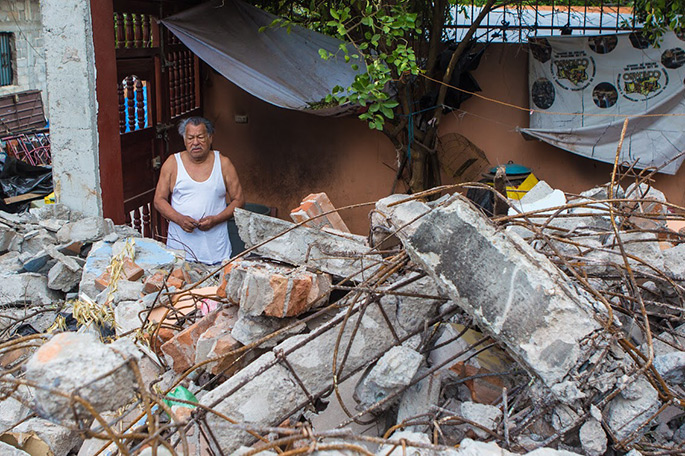 Economías de papel, familias en la miseria