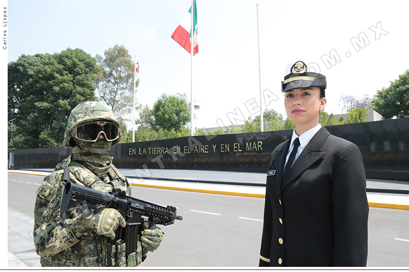 mujeres marina naval