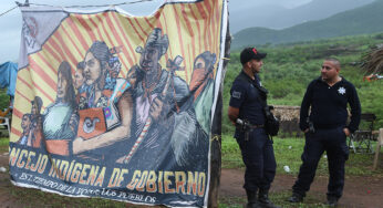 Miembros del Congreso Nacional Indígena son atacados por policías