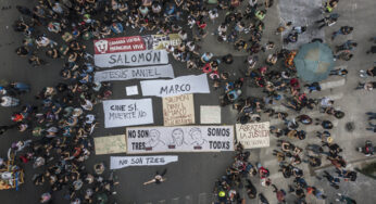 A las calles, en demanda de justicia por asesinato de estudiantes de cine