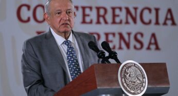 Miren el ridículo de Macario Schettino, dice AMLO por montaje