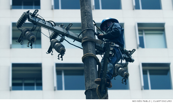 AMLO reconoció el esfuerzo de los trabajadores de la CFE para garantizar el abasto de energía en todo el país