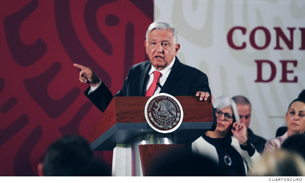 AMLO lanzará exposición de narcolaboratorios en el Zócalo