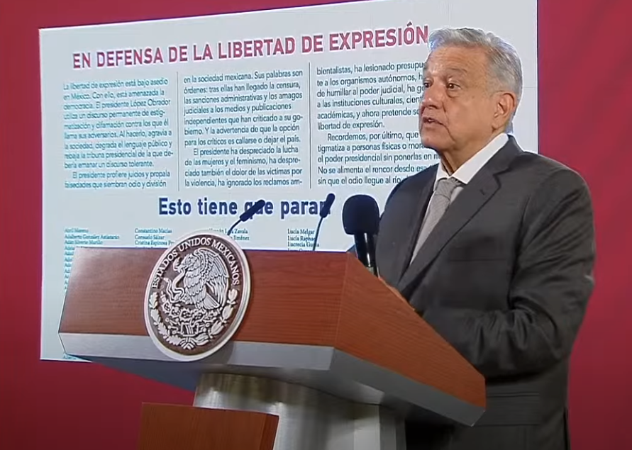 AMLO responde a intelectuales que él no censura a nadie y reta a Gabriel Zaid