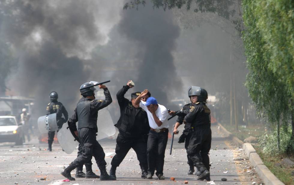 Represión policiaca en Atenco