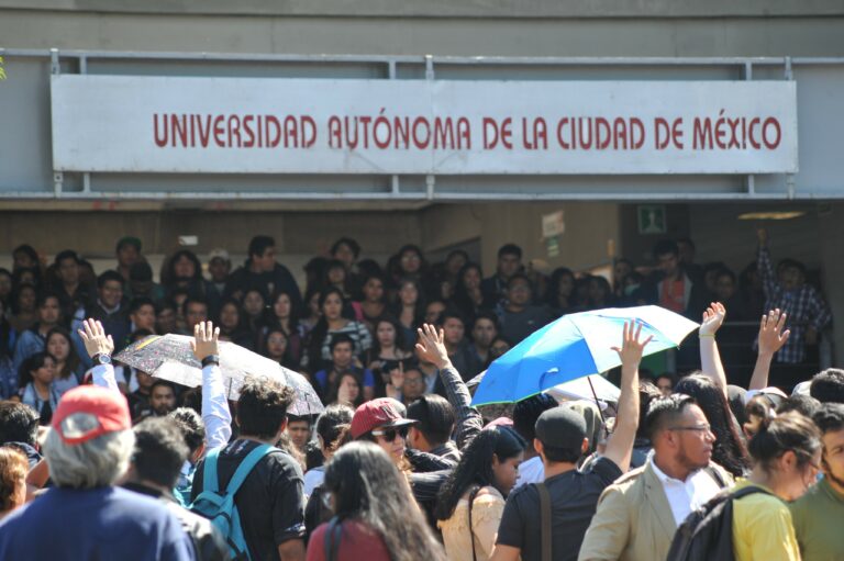 Estudiantes de la UACM