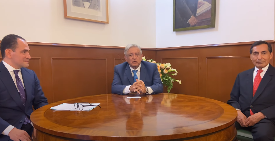 Arturo Herrera, presidente López Obrador y Rogelio Ramírez de la O.