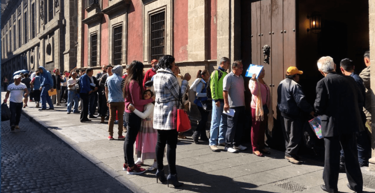 peticiones en Palacio Nacional