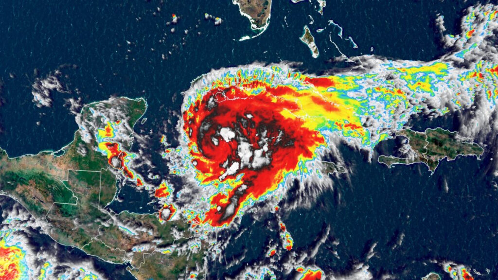 imagen satelital del Huracán Grace