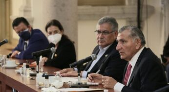 Adán Augusto López, “facilitador” entre el SNTE y el gobierno de México