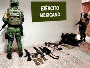 Armas incautadas al Cártel del Golfo y del Pacífico 