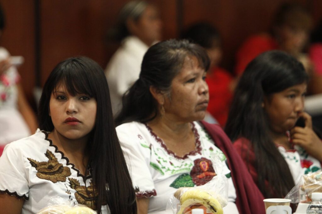 mujeres indígenas