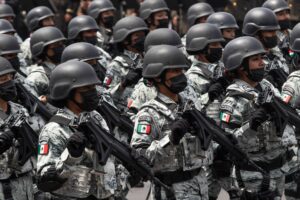 Por aprobar que Guardia Nacional pase a Sedena, AMLO agradece a legisladores