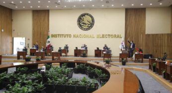 A días de iniciar la nueva presidencia del INE, renuncia Edmundo Jacobo