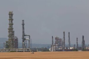 Un mega hospital perteneciente al IMSS será construido en los terrenos de la fallida refinería Bicentenario, en Tula,