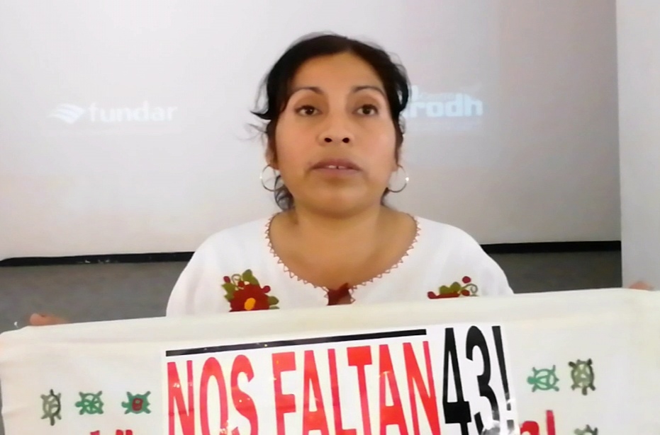 Madre de uno de los 43 estudiantes desaparecidos en Ayotzinapa