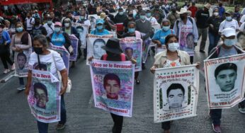 AMLO revela que se rompió el pacto de silencio en el crimen de Ayotzinapa