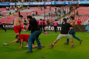 Agresiones en el estadio de La corregidora durante un evento deportivo