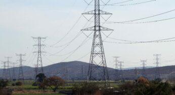 Usuarios y sociedad deben impulsar un Decreto de Renacionalización Eléctrica