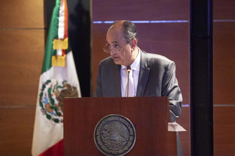 Imagen del presidente de Tribunal Federal de Justicia Administrativa, Rafael Anzures Uribe