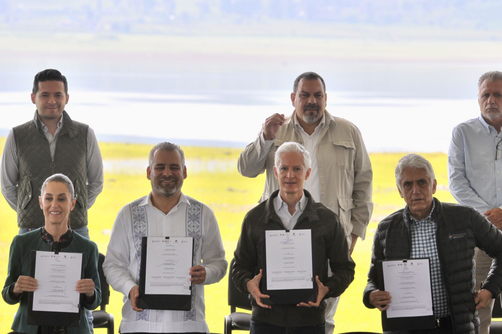 Anuncian acuerdo histórico que recuperará agua para Sistema Cutzamala