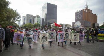 Detenido, excomandante del 27 Batallón de Iguala por desaparición de normalistas