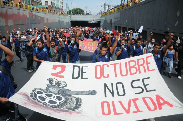 Entrevista con el doctor Lorenzo Meyer sobre la matanza estudiantil del 2 de octubre de 1968 en México y las luchas por las democracias.