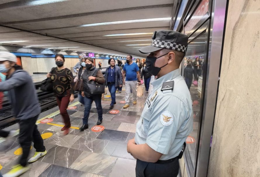 Como “rancias” y anacrónicas calificó el presidente a las organizaciones civiles quienes señalan militarización del Metro por presencia de GN