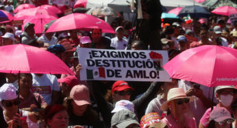 AMLO exhibe a convocantes de marcha-INE: corruptos, traficantes de influencias