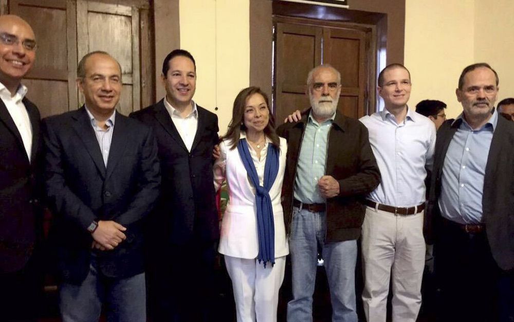 Felipe Calderón, Delfina Vázquez Mota, miembros del PAN