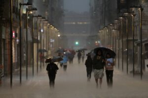 Las lluvias de la Ciudad de México no son motivadas por el “bombardeo de nubes”, aseveró la jefa de gobierno Claudia Sheinbaum Pardo.