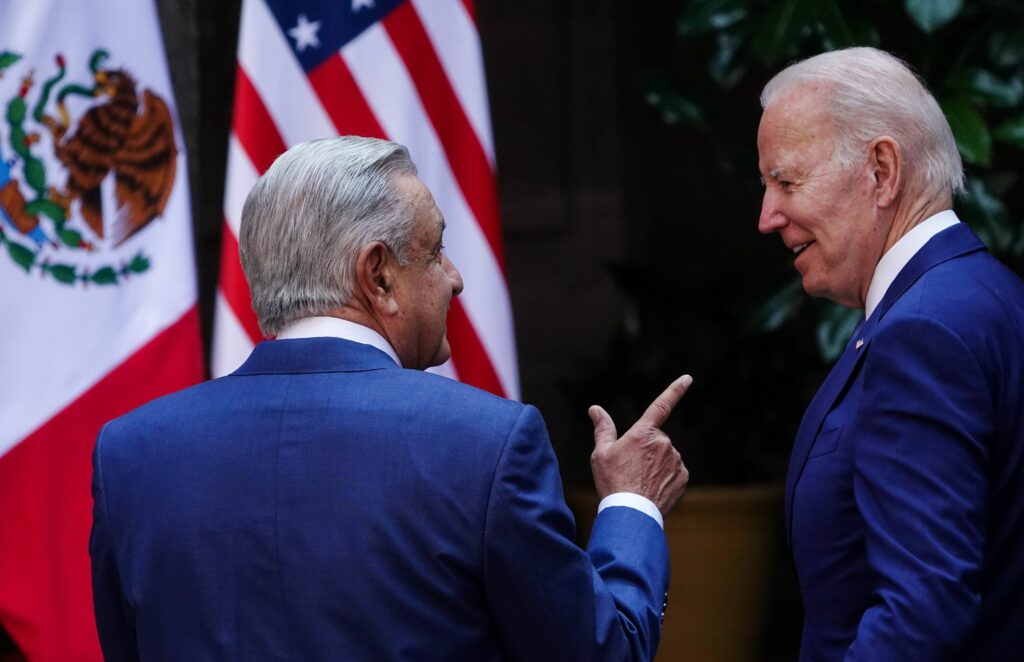 En una carta, AMLO reclama Biden por financiamiento de EU a opositores