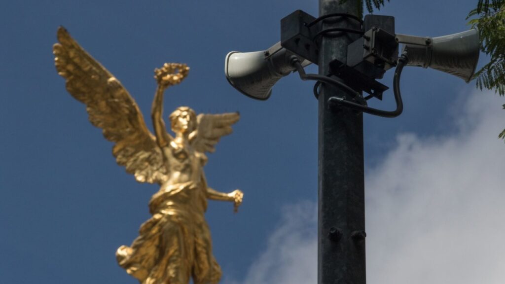 19 de abril, simulacro nacional de sismo de 7.5 grados en la CDMX. Ángel de la Independencia