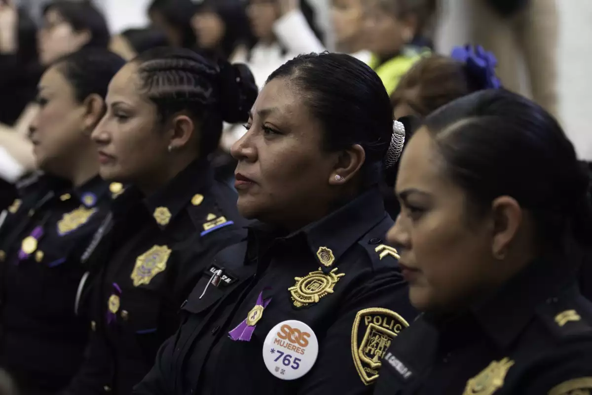 En CDMX, mujeres policías de proximidad recibirán el 100% de sus prestaciones durante licencia por maternidad