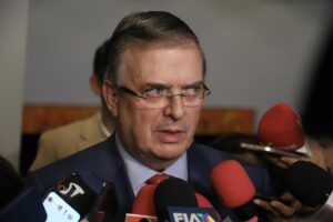 La revisión del T-mec será el primer reto que asumirá la Secretaría de Economía (SE), en el próximo sexenio, anunció Marcelo Ebrard Casaubón