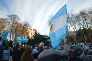 Argentinos se acostumbran a que la inflación siempre puede empeorar