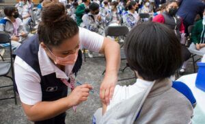 Este 11 de septiembre, la Sedesa inició la “Campaña de Mitigación del Rezago de Esquemas de Vacunación contra el VPH 2023” en la CDMX.