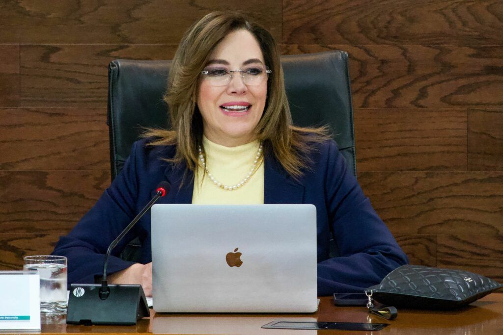 A tres semanas de que concluya su gestión como presidenta del Inai, Blanca Lilia Ibarra renunció a la tarjeta corporativa con cargo al erario