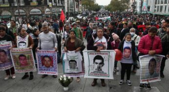 Apertura total de los archivos del caso Ayotzinapa a madres y padres de los 43