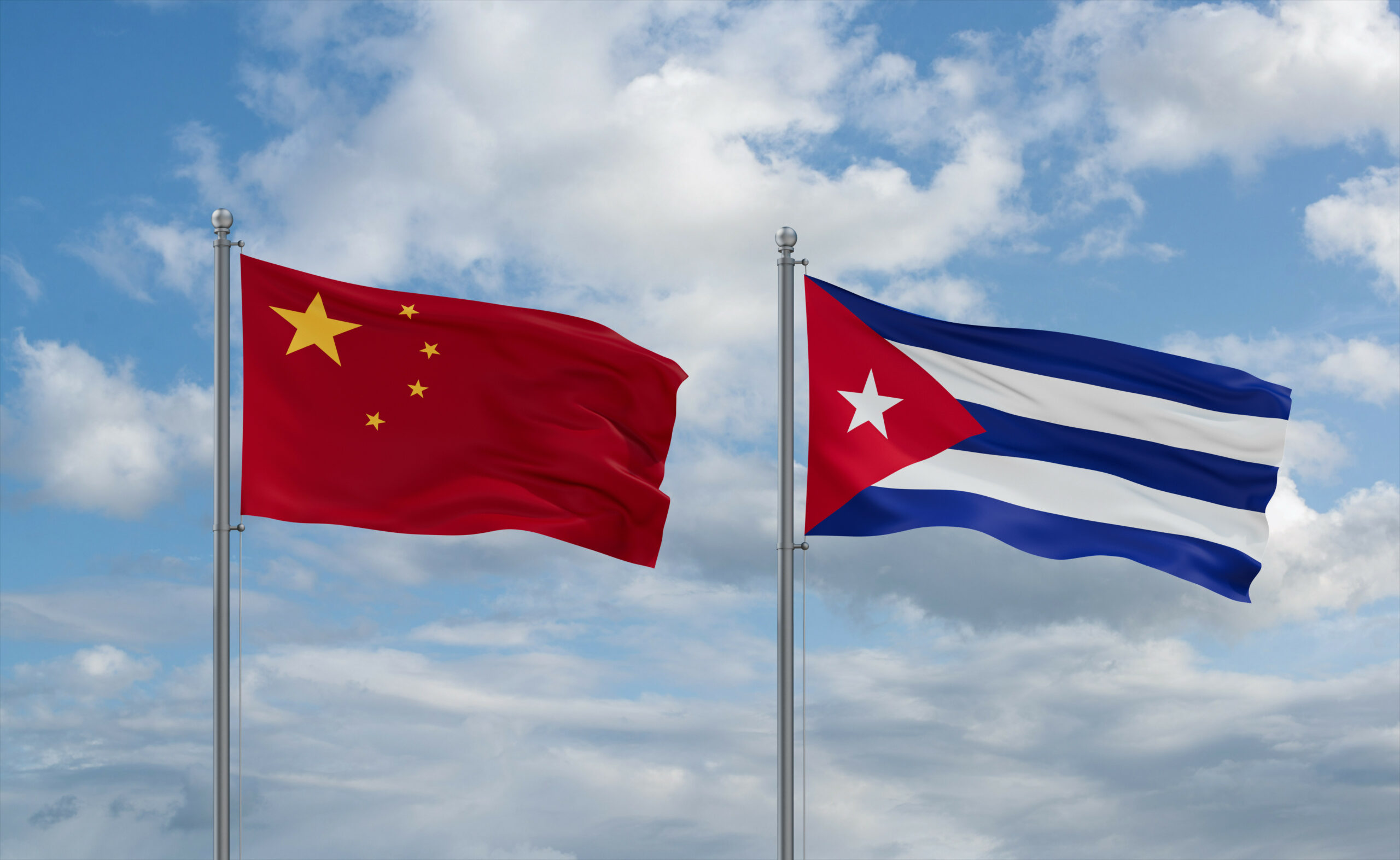 Banderas de Cuba y China