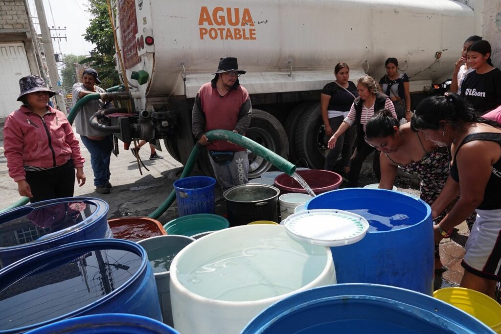 La CDMX y el Edomex pidieron a Conagua que cancele el suministro del agua a 5 clubes de golf y combatir tomas clandestinas del vital líquido