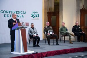 López Obrador ordenó al general André Foullon informar, en general, acerca de la lucha contra la corrupción interna