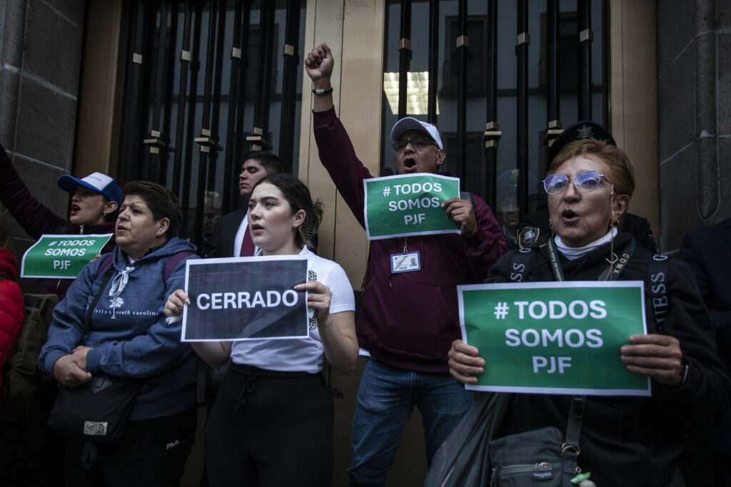 Cinco mentiras sobre la reforma judicial fueron presentadas en la sección de Infodemia de la conferencia matutina.