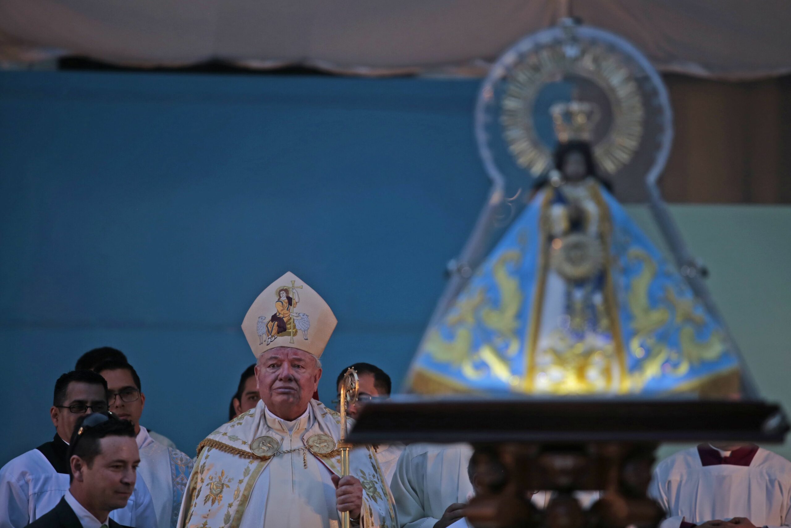 Intentos de la Iglesia Católica por influir en la política son ilícitos. En este sexenio no hay registros de sanciones a representantes.