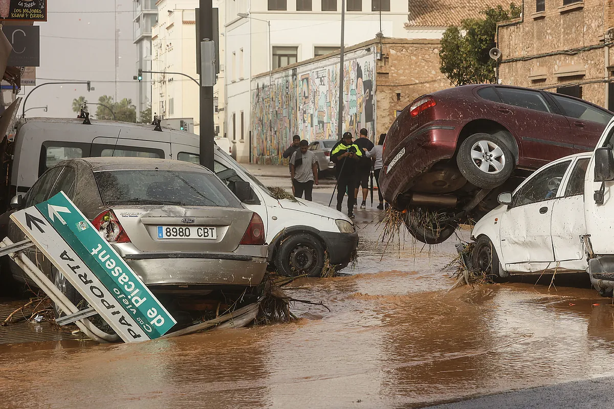 Inundaciones en España dejan 62 muertos y decenas de desaparecidos