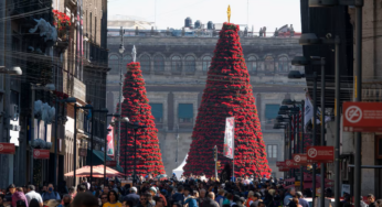 Inauguran Verbena Navideña en el Zócalo de la CDMX